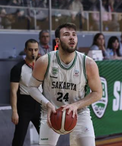 Seriye galibiyetle başladılar