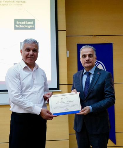 SAÜ’de Dijitalleşme Çağında Ulusal Güvenlik Konferansı Düzenlendi