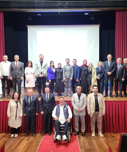 “Otizmi Fark Et, Birlikte Güçlenelim” Söyleşisine Yoğun Katılım