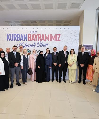 Serdivan’da Bayramlaşma Programı Yoğun Katılımla Gerçekleşti
