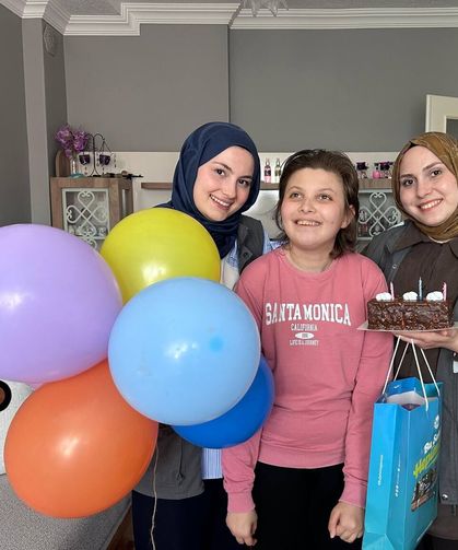 Büyükşehir’den Özel Bireylere Anlamlı Doğum Günü Sürprizi