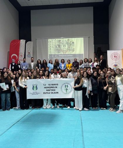 Hemşirelik Haftası’na Özel Sempozyum Düzenlendi