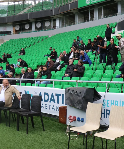 Sakaryaspor’da Kongre Öncesi Belirsizlik
