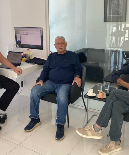 Melih Uyar’dan Diş Hekimi Seyit Yılmaz’a Ziyaret