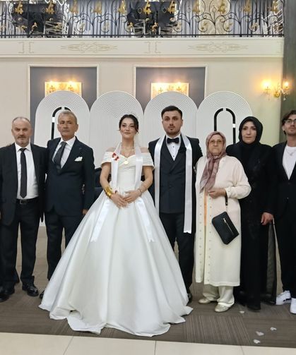 Karabıyık ve Şahin Ailelerinin Mutlu Günü