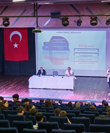 Sakarya’da Eğitimin Tüm Paydaşları “Eğitimde Bilim İletişimi Zirvesi”nde Buluştu