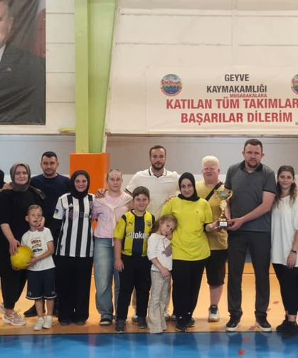 Geyve’de "Evinin Sultanları" Turnuvası Nefes Kesti