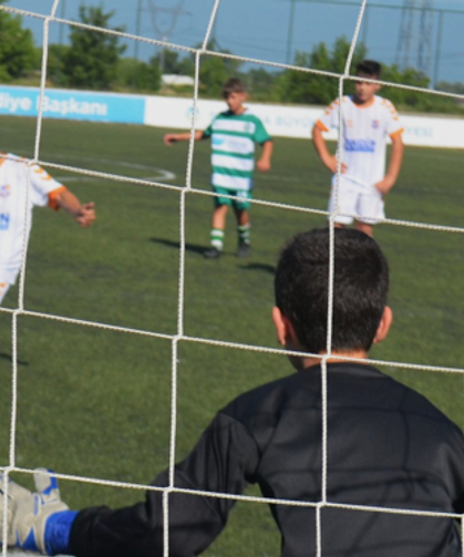 U-12 maçında gol şov: Muhammed Asaf Baş 7 gol attı