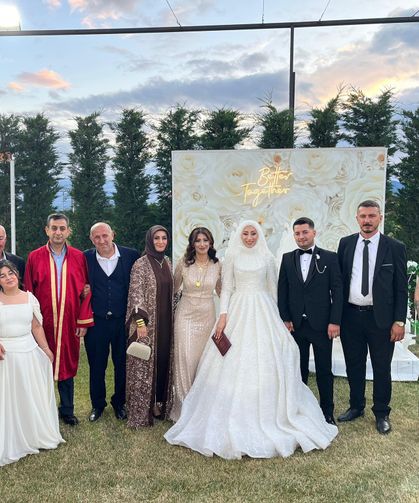 Başkan Fatih Akın'dan Mutlu Çiftlere Tebrik ve Ömür Boyu Mutluluk Dileği