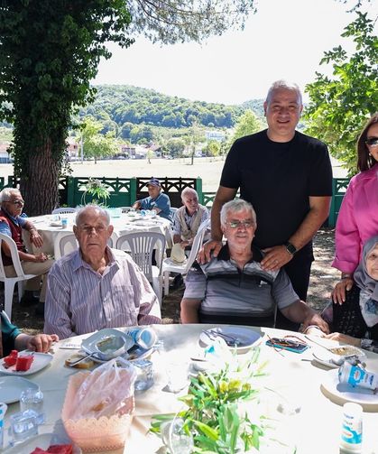 Serdivan’da gönülleri ısıtan piknik buluşması