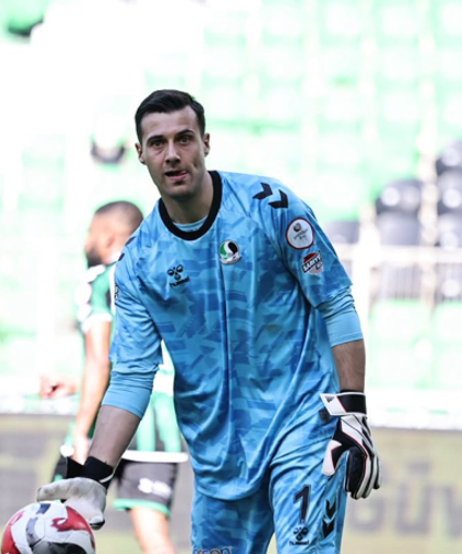 Ataberk Dadakdeniz İçin Kritik Süreç! Sakaryaspor Sözünü Aldı