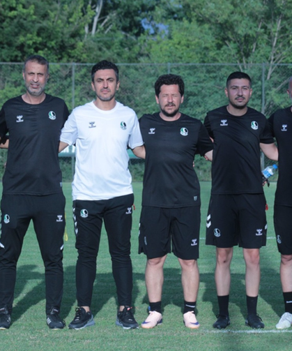 Ümit Bozkurt: "Sakaryaspor kimliğine yakışır bir takım oluşturuyoruz"