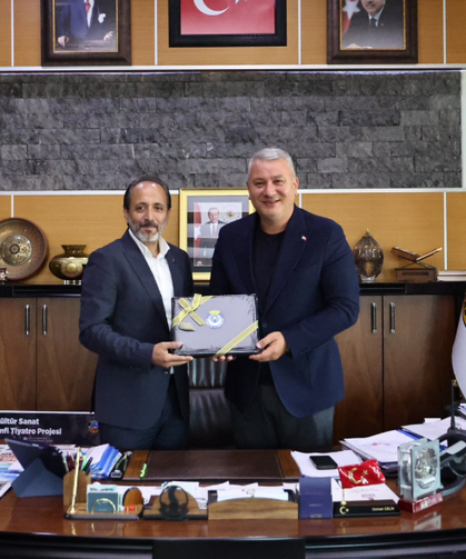 Hak-İş ve Hizmet-İş Heyetinden Başkan Osman Çelik’e Ziyaret