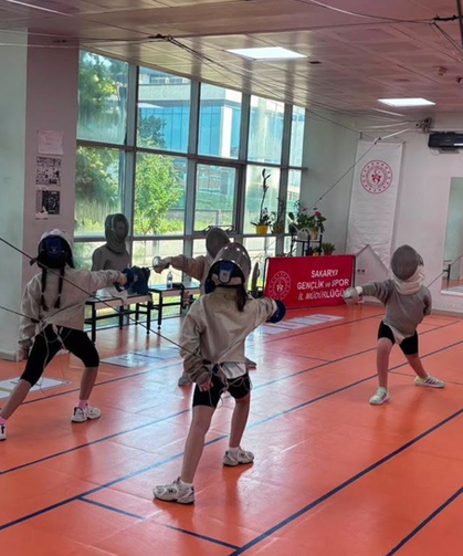 Serdivan’da Gençler Dört Farklı Branşta Sporla Buluşuyor