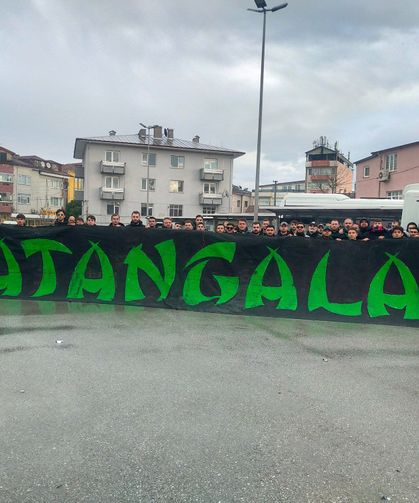 Sakaryaspor taraftarına ücretsiz deplasman müjdesi! Otobüsler Kent Meydanı'ndan kalkacak