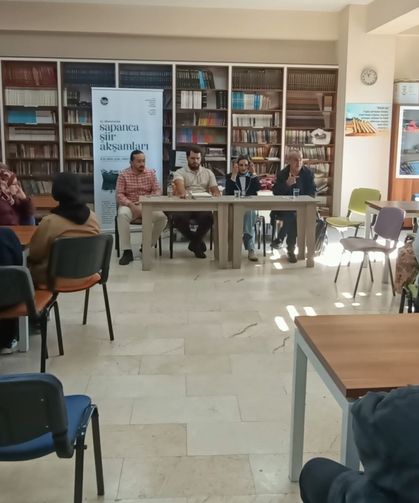 Sakarya’da şiir dolu buluşma! 23 şair öğrencilerle bir araya geldi