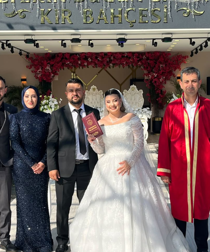 Eda ve Abdulkadir çifti dünyaevine girdi