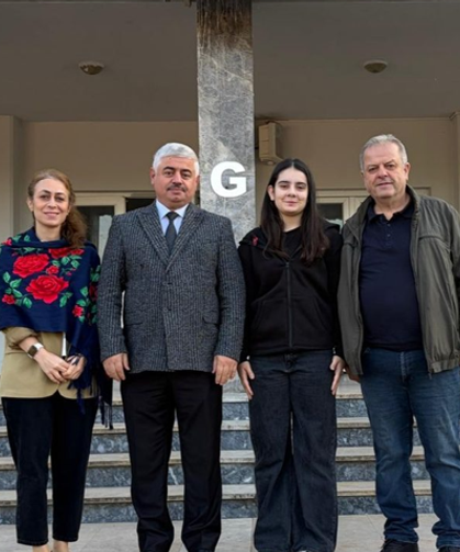 Akyazı'nın dünya üçüncüsü Sare Kaya'ya okulunda coşkulu karşılama!