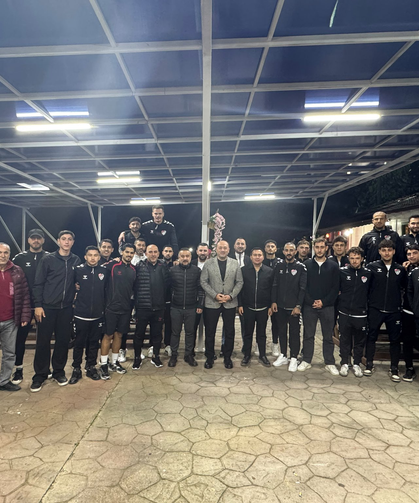 Geyvespor'a Başkan Yıldız'dan moral yemeği!