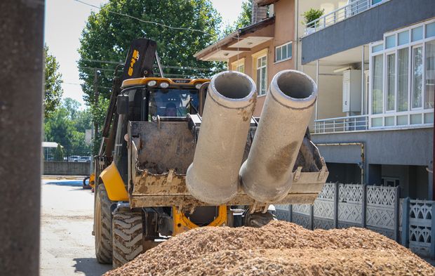 SASKİ, İstiklal Mahallesi’nde Yağmur Suyu Altyapısını Güçlendiriyor