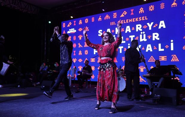 Millet Bahçesi’nde 7 Günlük Kültür Şöleni Renkli Finalle Sona Erdi