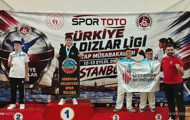 Serdivan’ın karatecileri Türkiye Ligi’ne damga vurdu: 20 madalyayla döndüler