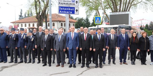 Hendek'te 23 Nisan kutlaması