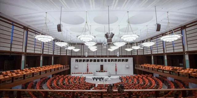 Cumhur İttifakı parlamentoda çoğunluğu elde etti