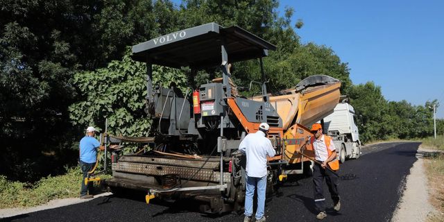 Arifiye’de asfalt çalışmaları sürüyor