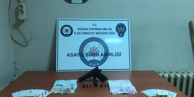 Edirne'de iş yerinde kumar oynayan 10 kişiye para cezası