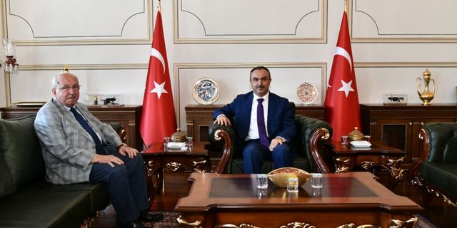 Tekirdağ Büyükşehir Belediye Başkanı Albayrak, Vali Soytürk'ü ziyaret etti