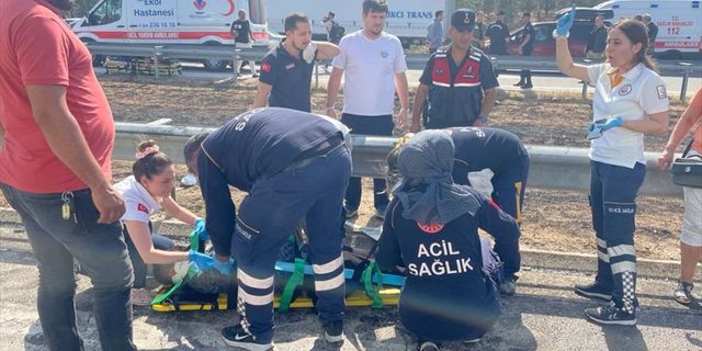 Edirne'de 12 aracın karıştığı zincirleme trafik kazasında 1 kişi öldü, 36 kişi yaralandı