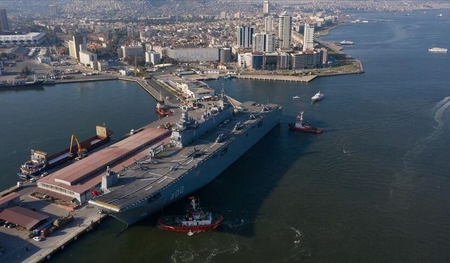 TCG Anadolu, İzmir Alsancak Limanı'nda ziyarete açıldı