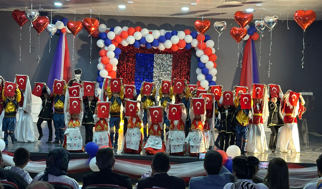 Öğrencilerden yıl sonu gösterisi!