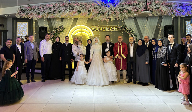 Rabia ve Burak hayatlarını birleştirdi