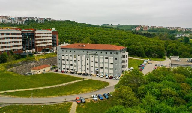 SAÜ Tıp Fakültesi öğrencilerinden uluslararası başarılar