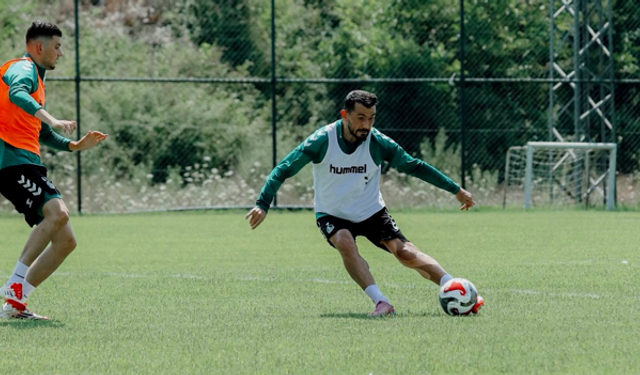 Sakaryaspor Sezon Öncesi Hazırlıklarını Sürdürüyor