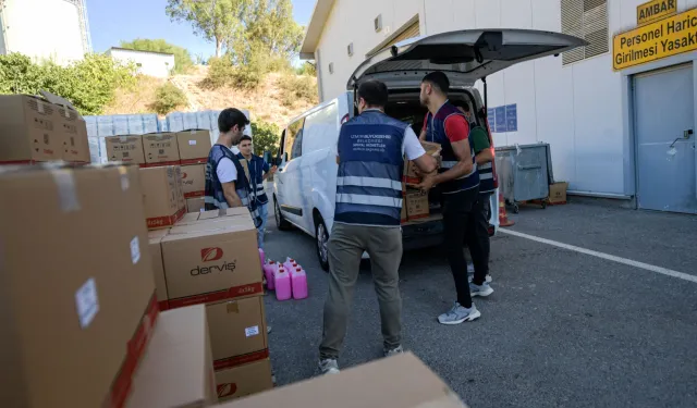 İzmir Büyükşehir Belediyesi’nden Okullara Hijyen Seti Desteği