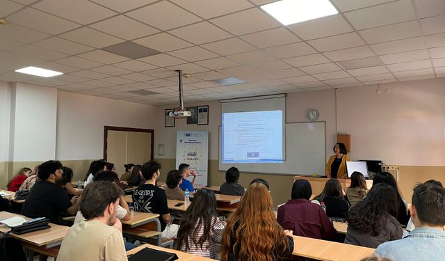 SAÜ Öğrencileri Shakespeare ile AB Kültürünü Öğrenecek