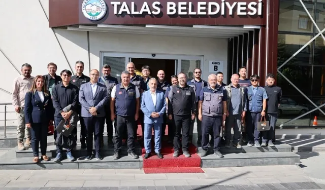 Talas’ta AFAD heyeti acil durum konteynerini inceledi