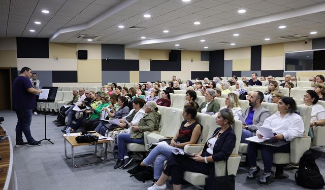 Türk Sanat Müziği Korosu Eğitimleri Başladı