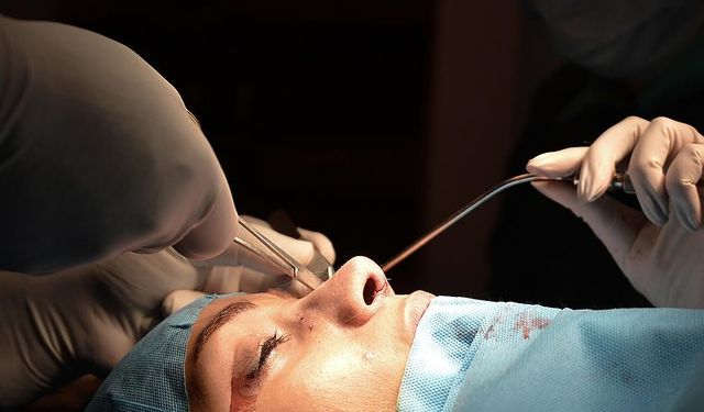 Sonbahar Döneminde Estetik Operasyon Geçirenler Dikkat