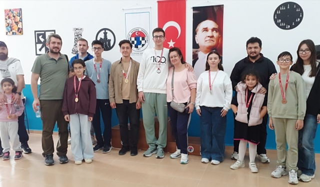 Cumhuriyet Kupası Satranç Turnuvası’nda Büyük Heyecan