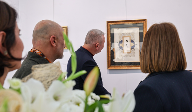 100+2 Şehirler Arası Karma Sergisi Düzenlendi