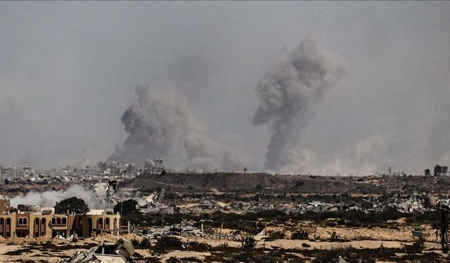 İsrail, Gece Boyu Gazze’yi Bombalamaya Devam Etti