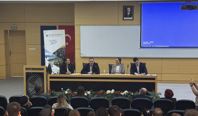 SAÜ’de “Etkili Karar Vermenin Psikolojisi” ve “İlham Veren Liderlik” Konuşuldu