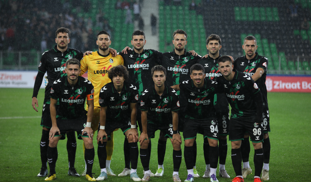 Sakaryaspor Kupada Farka Gitti: 4-0!
