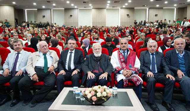SAÜ'de Açılış Dersini Prof. Dr. Sadettin Ökten Verdi