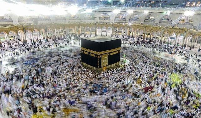 Umre Seyahatlerinde Kritik Uyarı: Kayıt Dışı Organizasyonlara Dikkat!