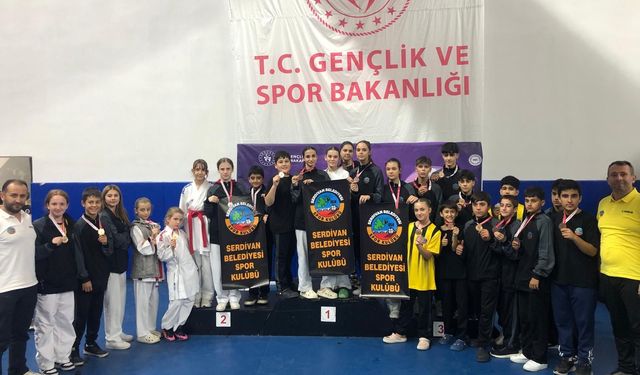 Serdivan Belediyesi Karate Takımı Şampiyonada Gurur Yaşattı
